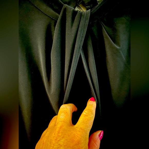 Halogen Mock Turtleneck Black Top w/ Peephole. Great, stretch jersey material. L - Picture 3 of 4
